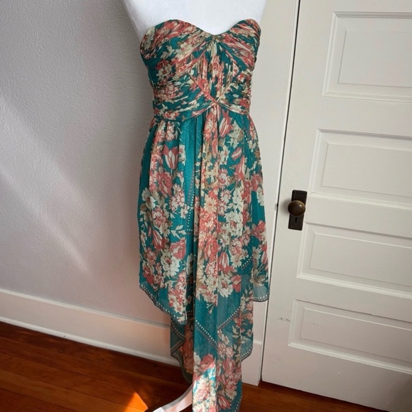 Pearl by Georgina Chapman Strapless Floral Handkerchief Hem Dress - Picture 4 of 14